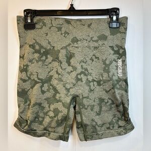 Gymshark Adapt Camo Seamless Shorts Women’s Large High Waisted Scrunch